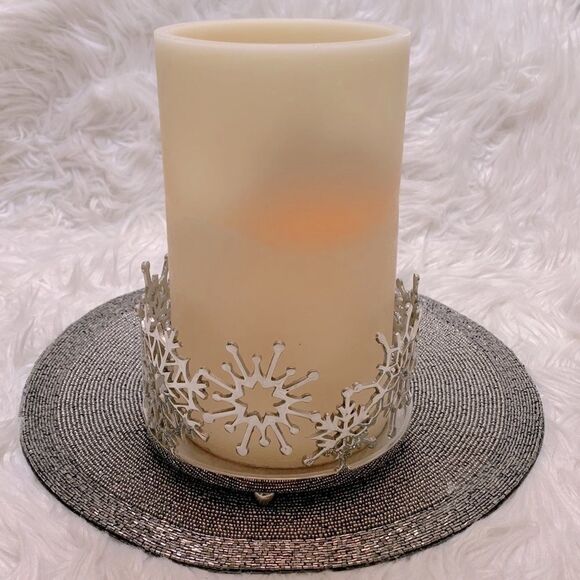 🟢3 for $20———SNOWFLAKE large candle holder ONLY in silvertone metal - Picture 2 of 7